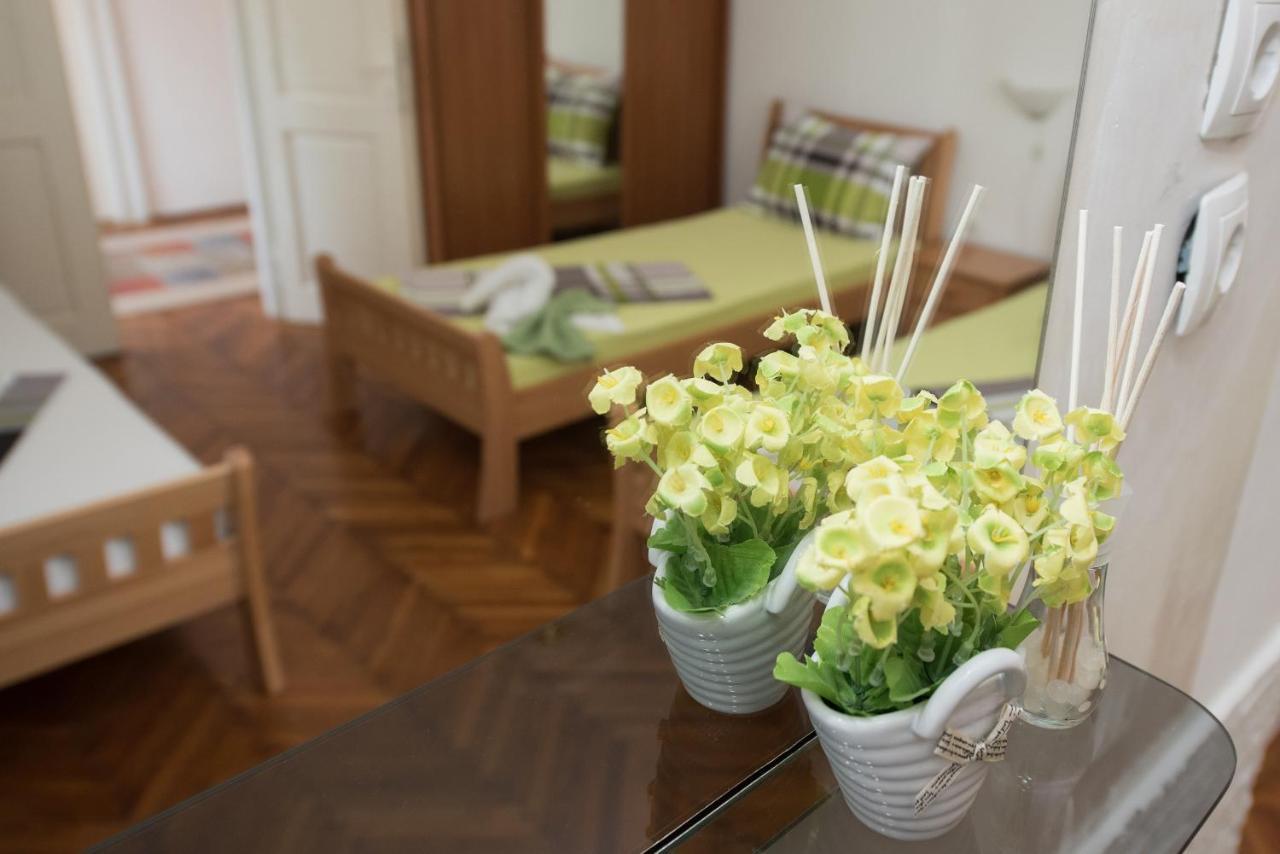 Apartments Smoky M Novalja Εξωτερικό φωτογραφία